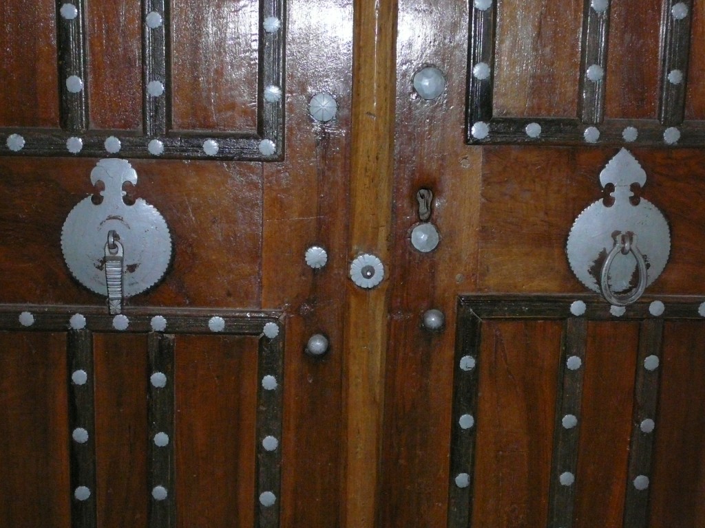 Male and Female Doorknockers in Iran